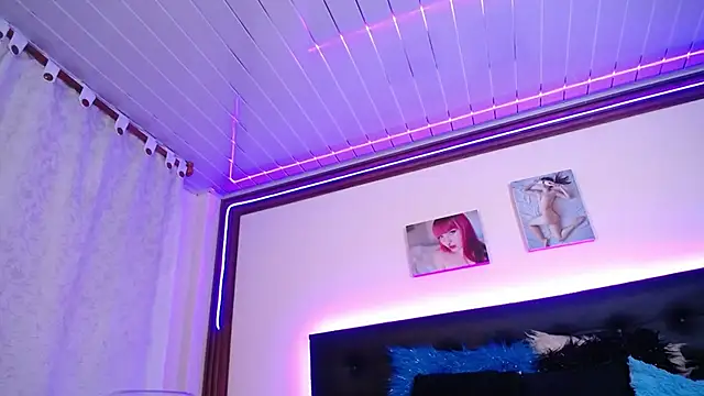 SeleneMoreのライブXXXチャット