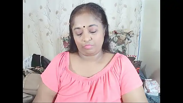 Indiantashan Live XXX chat