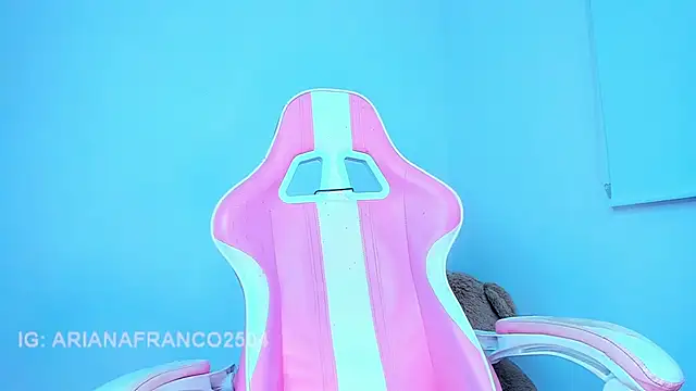 Ariana_fn Live XXX chat