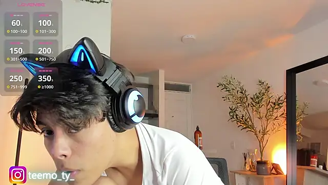 teemotwink Chat XXX live