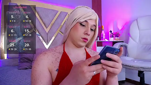Tiffany_Valentiine Chat XXX in diretta