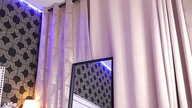 IsabelaWhite 即時 XXX 聊天