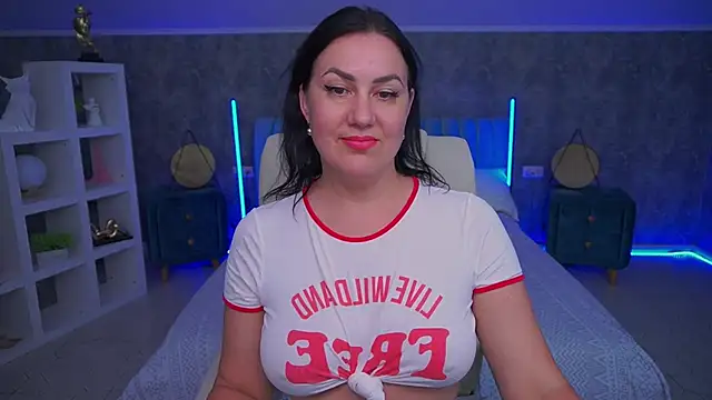 VelvetLuck's Live XXX Chat