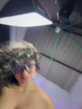 Simone_MillerのライブXXXチャット