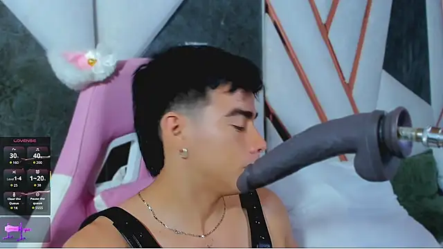 XXX chat uživo modela Alejandro_karter18