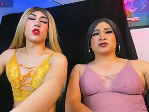 naughty_trans_dolls: онлайн-секс-чат