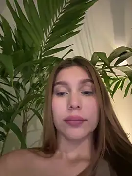 Онлайн чат XXX Nikii__