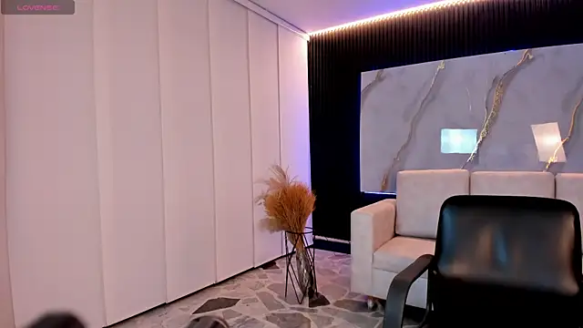 zoe_linss 라이브 XXX 채팅
