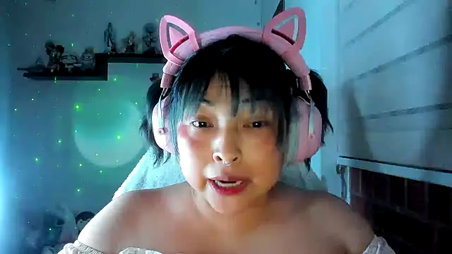 Онлайн чат XXX Shaddycute_