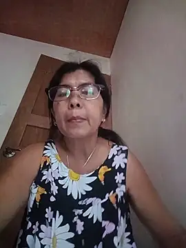 TropicalFlower live XXX chat