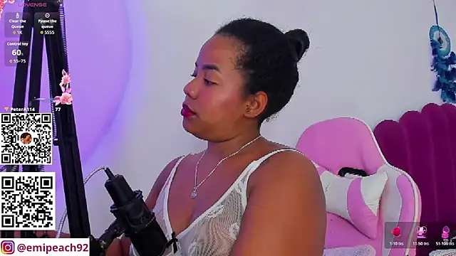 samanthaabloom 现场XXX聊天