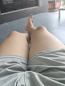 -sansan-'s Live XXX Chat
