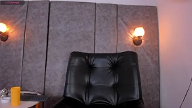 دردشة Keyla_Milf الجنسية المباشرة