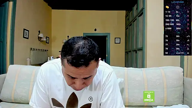 brad_latino webcam show