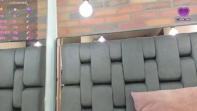 XXX chat uživo modela JESSYCORTES