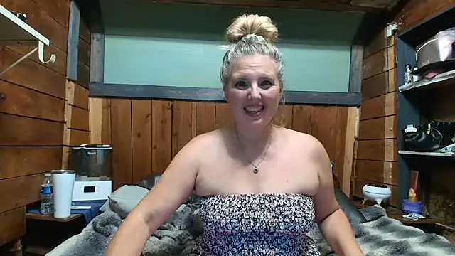 Chatroom XXX en direct de lisaxlovexxx
