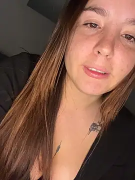 AMORINHA_S2_ লাইভ XXX চ্যাট