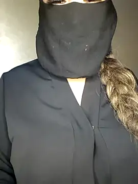 Chat XXX en directo de Queenhoiyam