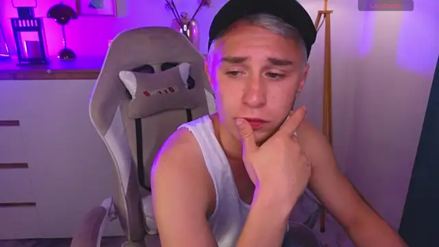 e1v1s Live XXX-Chat