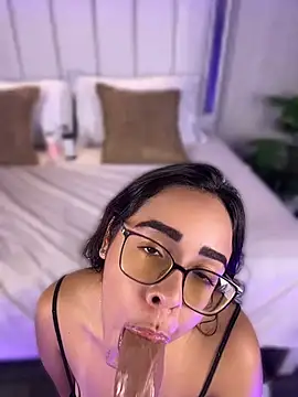 FireDollx's Live XXX Chat
