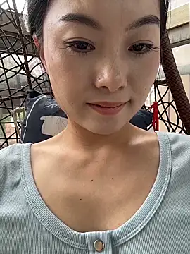 soso_606's Live XXX Chat