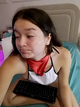 Nahomyrain's Live XXX Chat