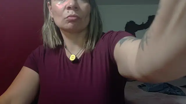 charlotedoll Chat XXX in diretta