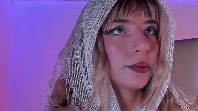 Онлайн чат XXX adhalee_js