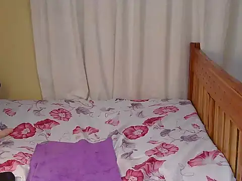 Chatroom XXX en direct de Ebonybunnny