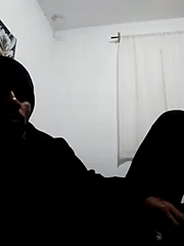 Chat +18 de rustico22 ao vivo