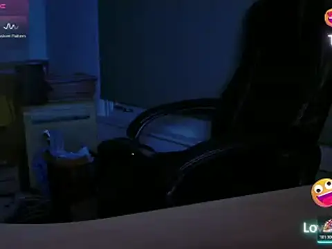 bigbadjon69 Adlı Modelin Canlı XXX Sohbeti