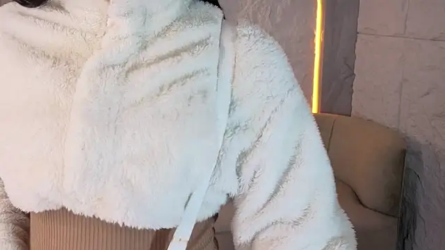 Chatroom XXX en direct de Canela_savage_tx