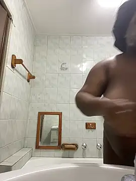 SubmissiveBabe01 live XXX chat