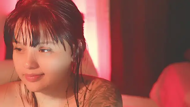 แชท XXX สดของ LorenRosse