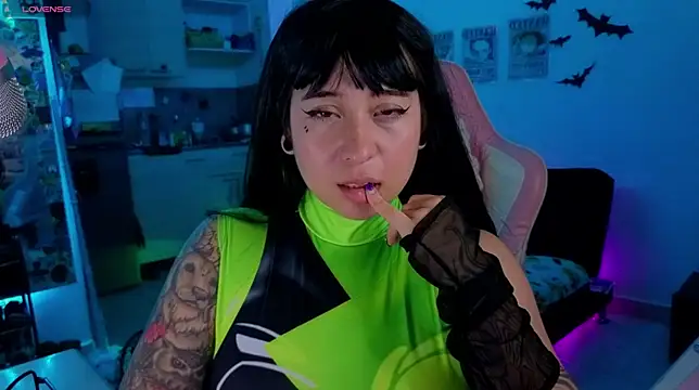 Chatroom XXX en direct de Celeste_Bauman