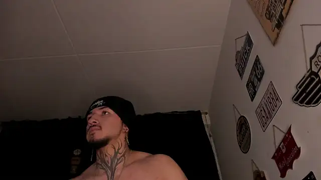 the_beast_master_'s Live XXX Chat