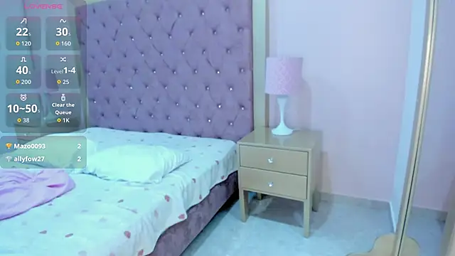 CoralineRed Chat XXX in diretta
