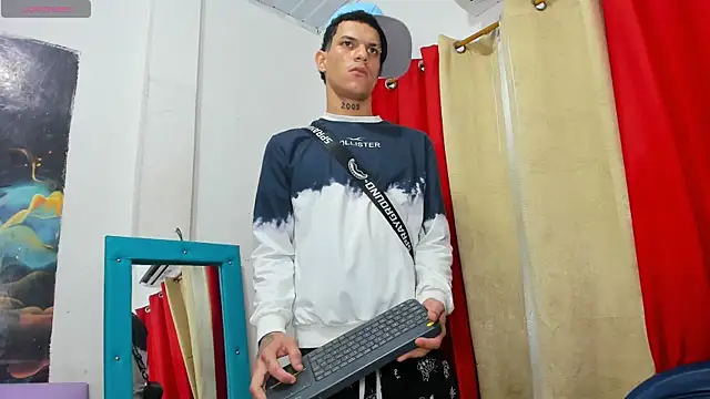 big_hot_boy_ webkamerás műsora