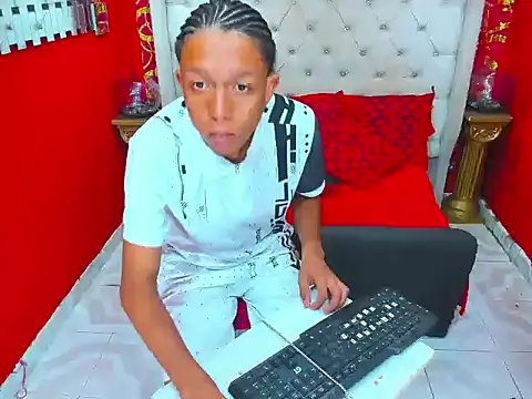 Czat XXX na żywo – skinny20boy