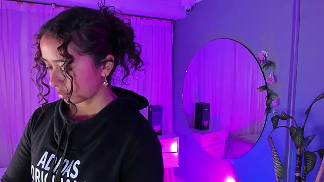 Czat XXX na żywo – Ammy_nova