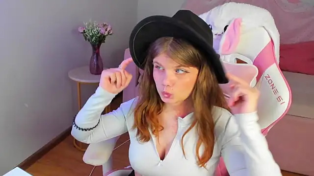 ChloeHalses Live XXX-chat