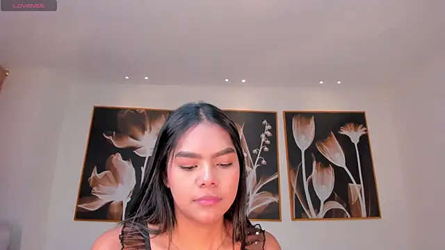 دردشة SaphiraJames الجنسية المباشرة