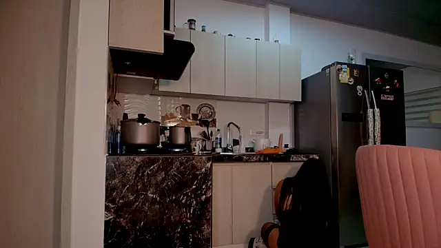 Serafina_del_Mar__ élő XXX-chatje