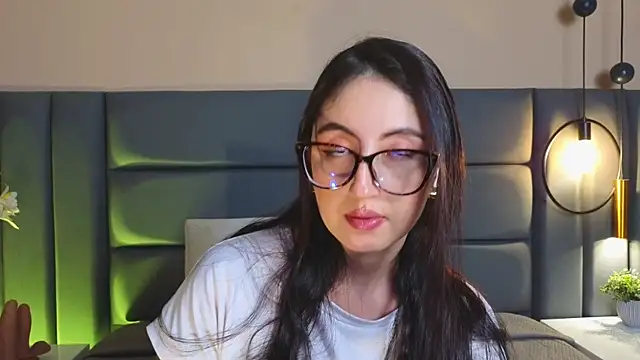 Emilywatsonn Live XXX-Chat