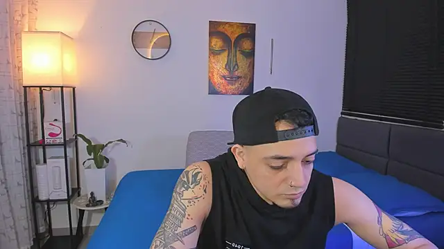 alejandro_calderon1 라이브 XXX 채팅