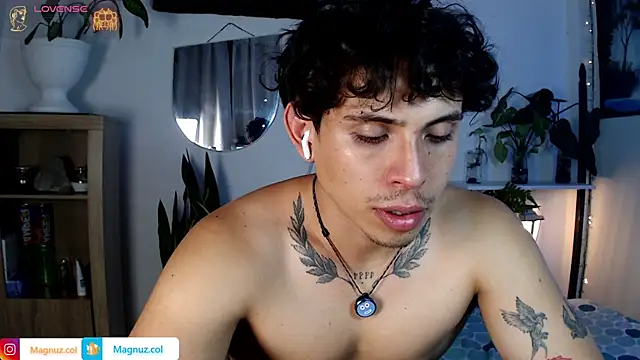 Magnuz_Col Live XXX Chat