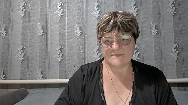 ElzaJewel Chat XXX in diretta