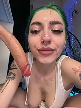 AriaVoss Adlı Modelin Canlı XXX Sohbeti