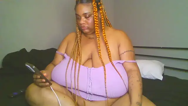 Chat XXX en directo de NaughtyHottieBBW
