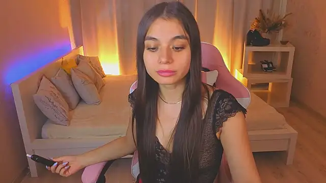Kim_Bless Chat XXX in diretta